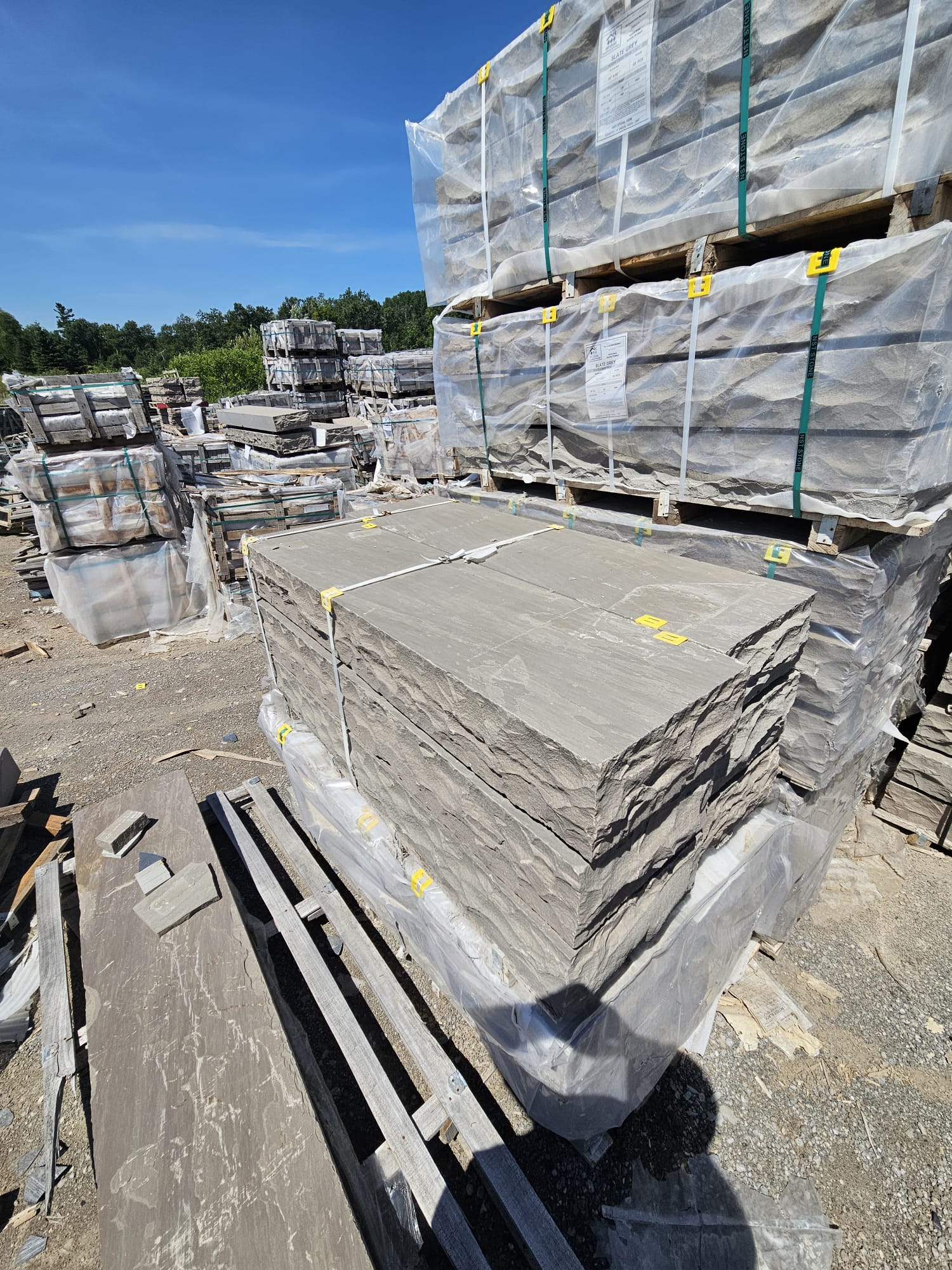 Slate grey matching step filler stone